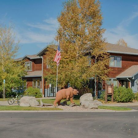 Yellowstone Grizzly Rv Park And Cabins Villa West Yellowstone Luaran gambar